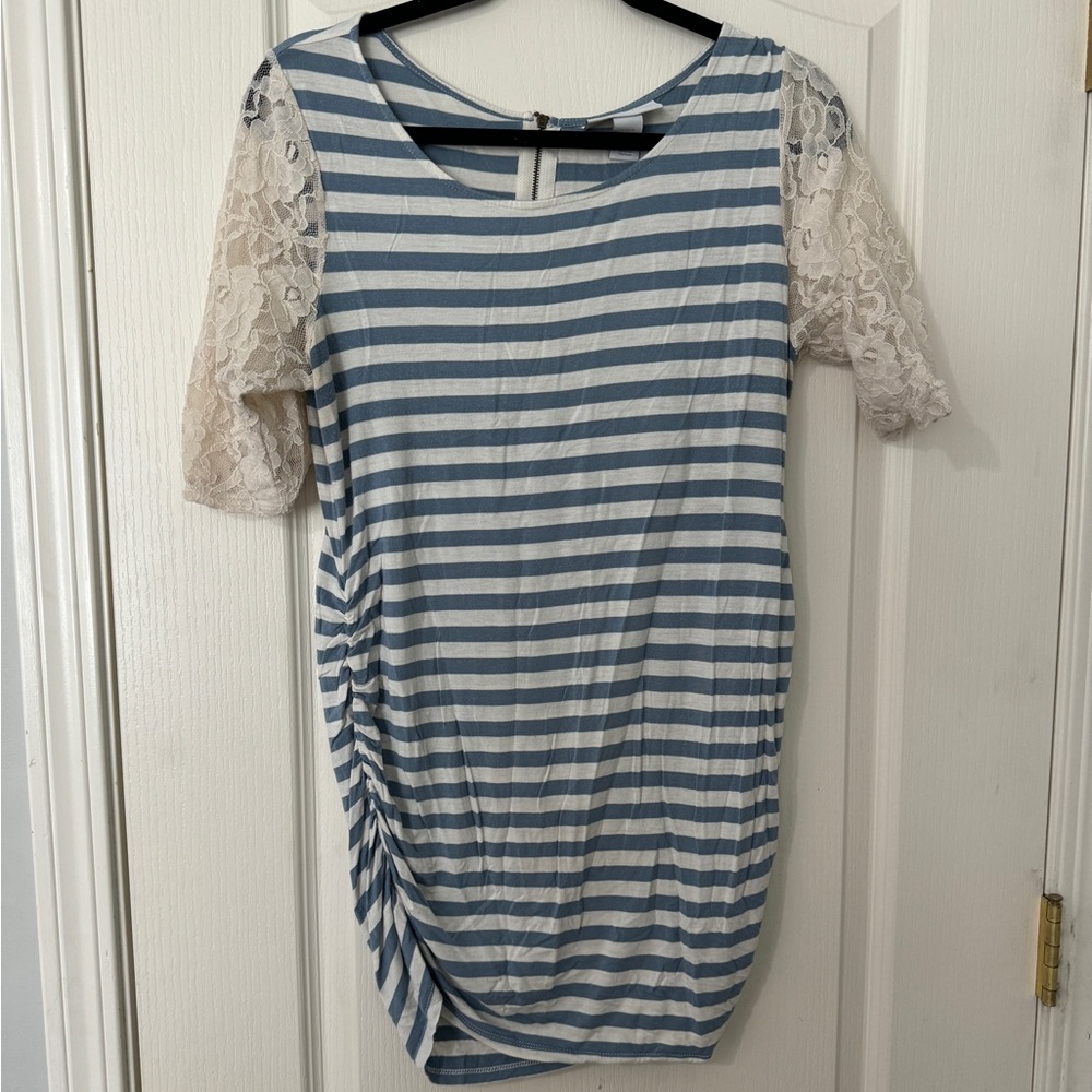 Jessica Simpson maternity top in large. Blue and off white striped.